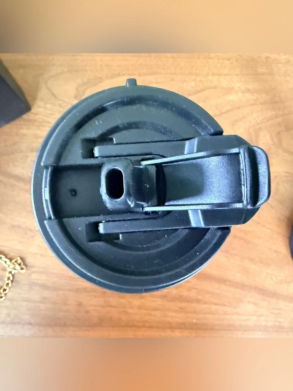 NIB Chanel Makeup Black ‘CC’ Hot/Cold Thermos w Black ‘CC’ Sleeve/Link Chain